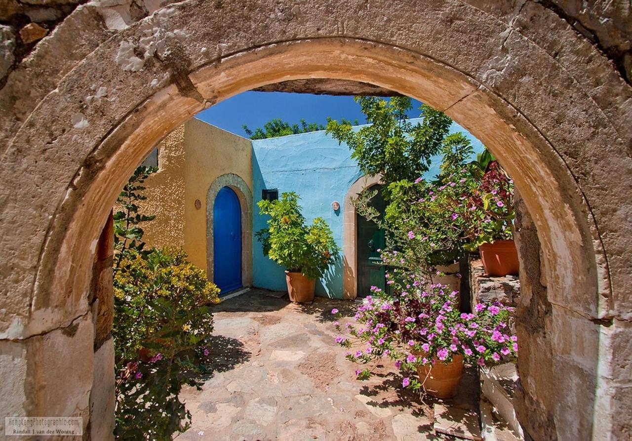 Arolithos Traditional Village Hotel Tilisos Exterior photo