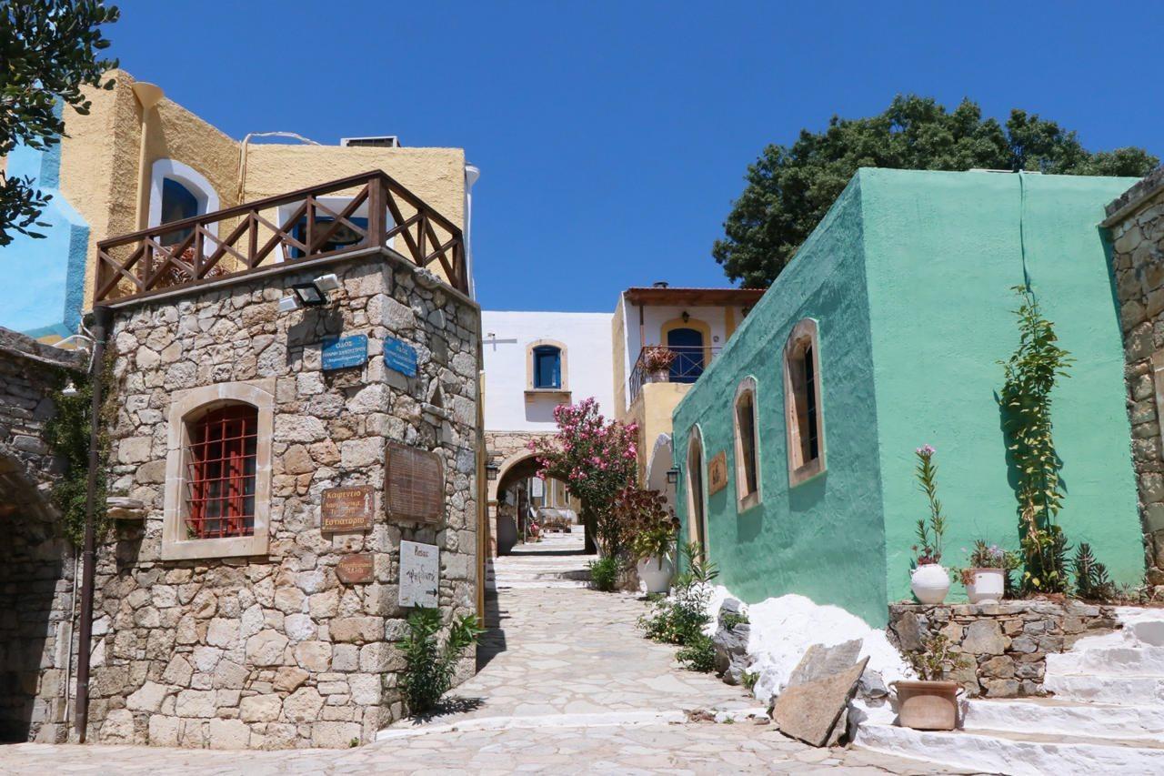 Arolithos Traditional Village Hotel Tilisos Exterior photo