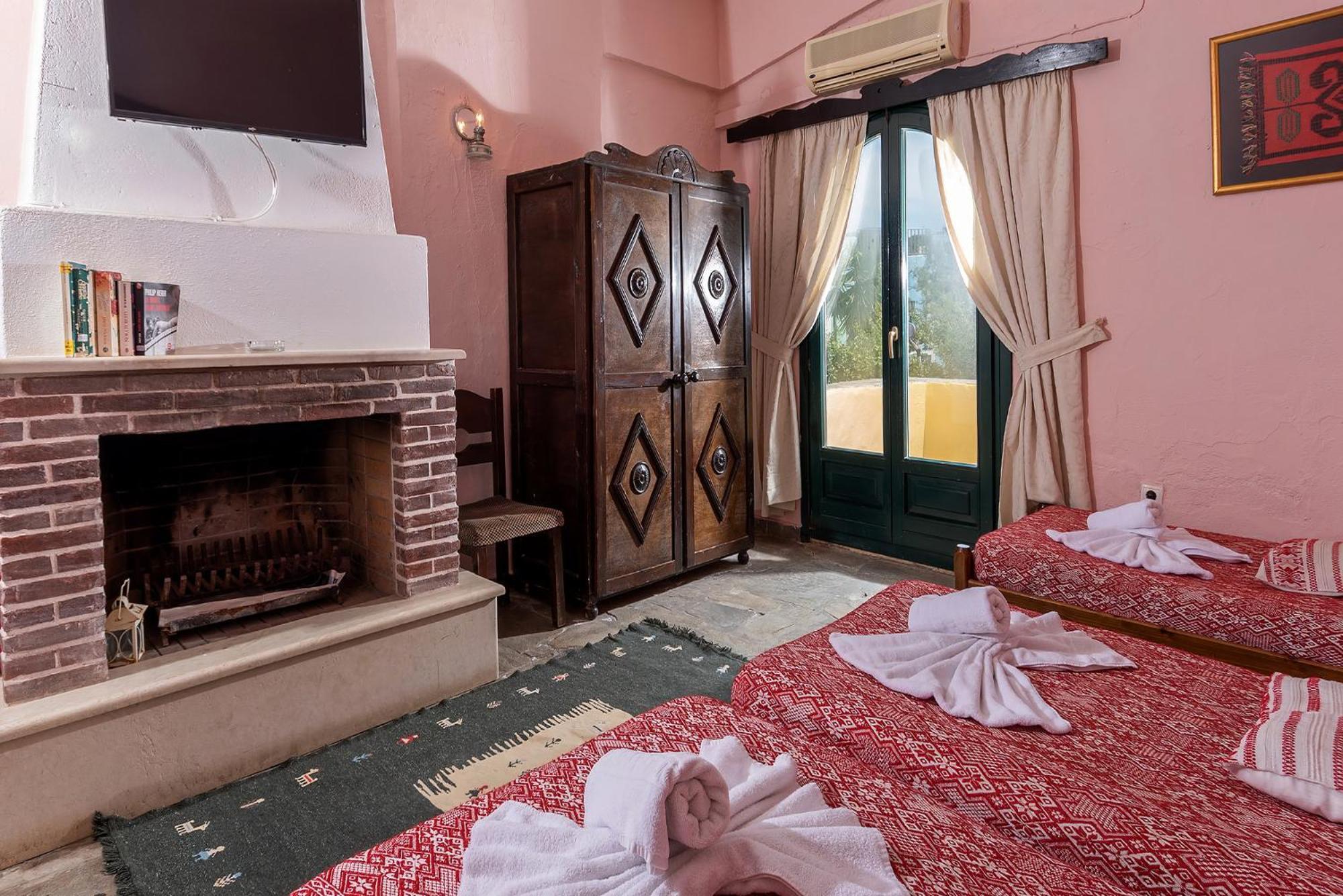 Arolithos Traditional Village Hotel Tilisos Exterior photo