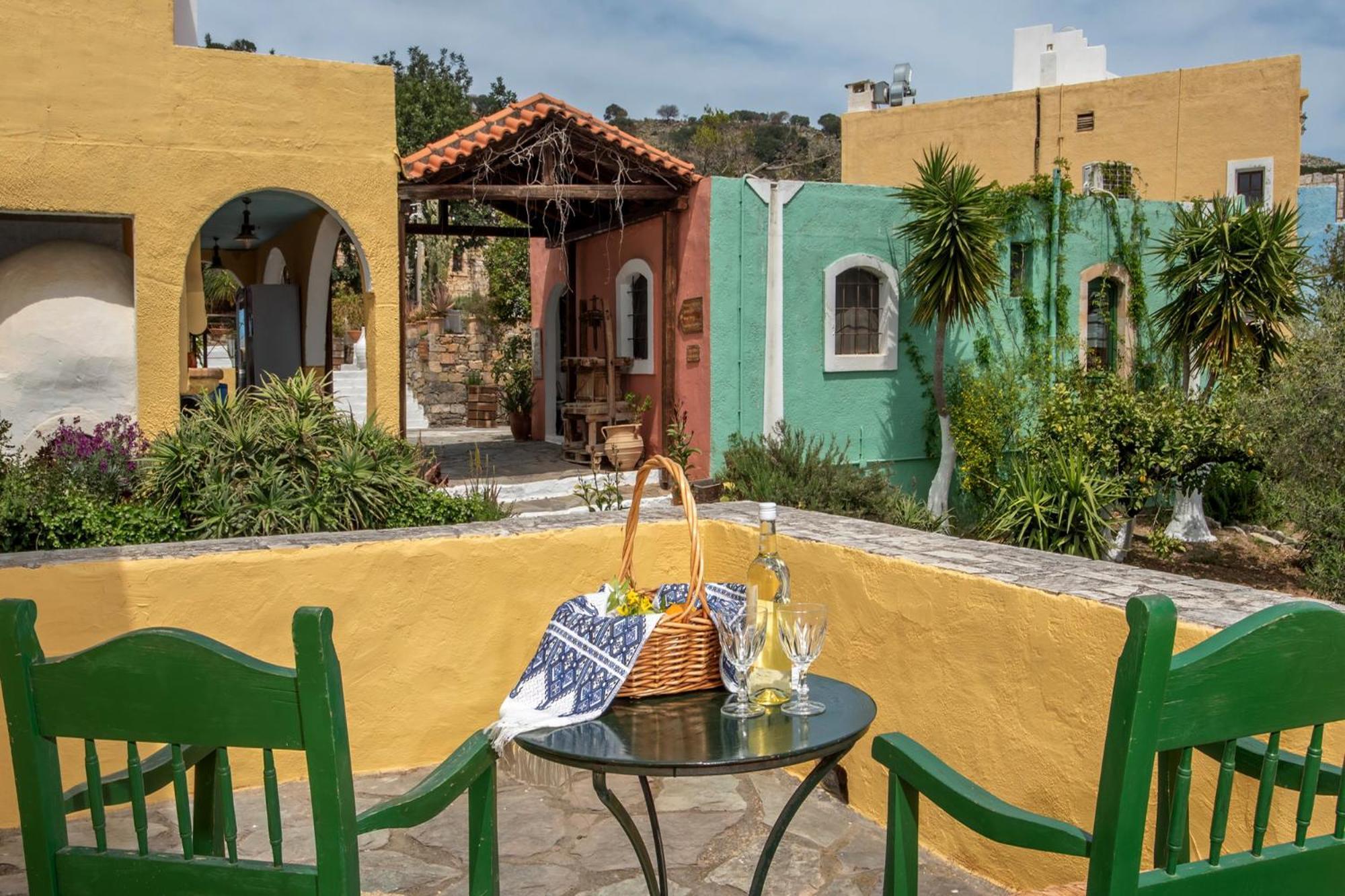 Arolithos Traditional Village Hotel Tilisos Exterior photo
