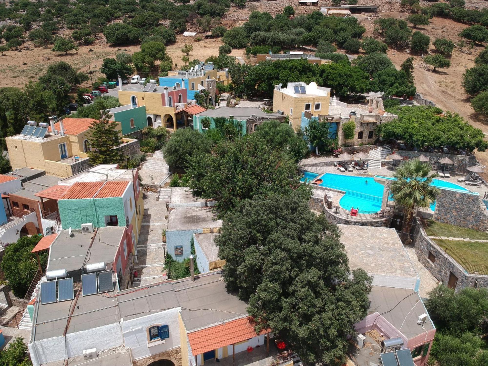 Arolithos Traditional Village Hotel Tilisos Exterior photo