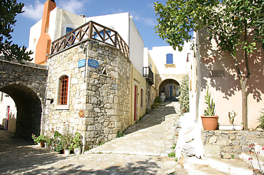 Arolithos Traditional Village Hotel Tilisos Exterior photo